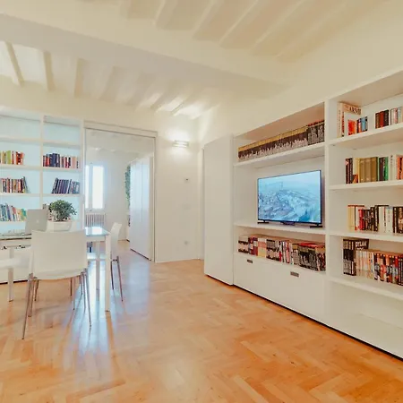 Vista E Tetti Ai Canacci Apartmán *